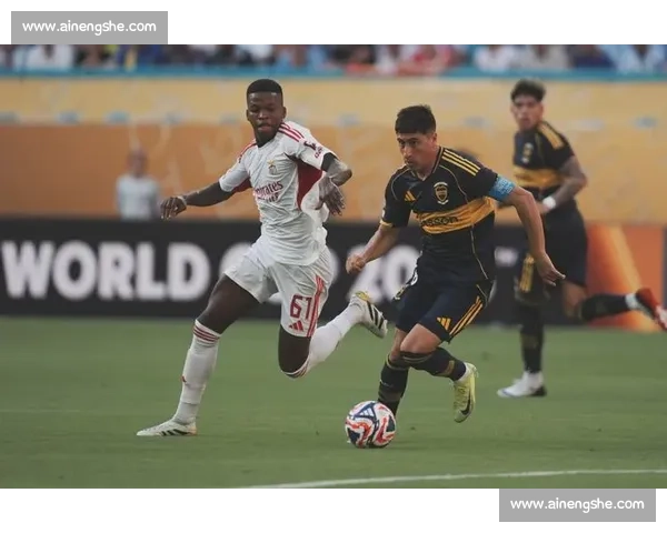 帕夫利季斯戴帽 + 三点球！本菲卡 5-0 横扫阿罗卡